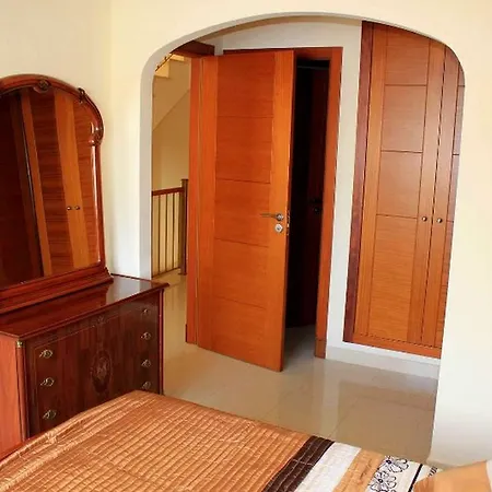 Los Corales Townhouse