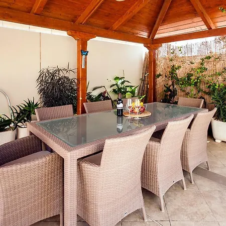 Apartment Los Corales Townhouse Playa de las Americas (Tenerife)